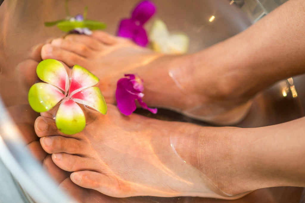 Tea Tree Oil: Nature’s Powerful Antiseptic: 9 Healing Benefits You Should Know!