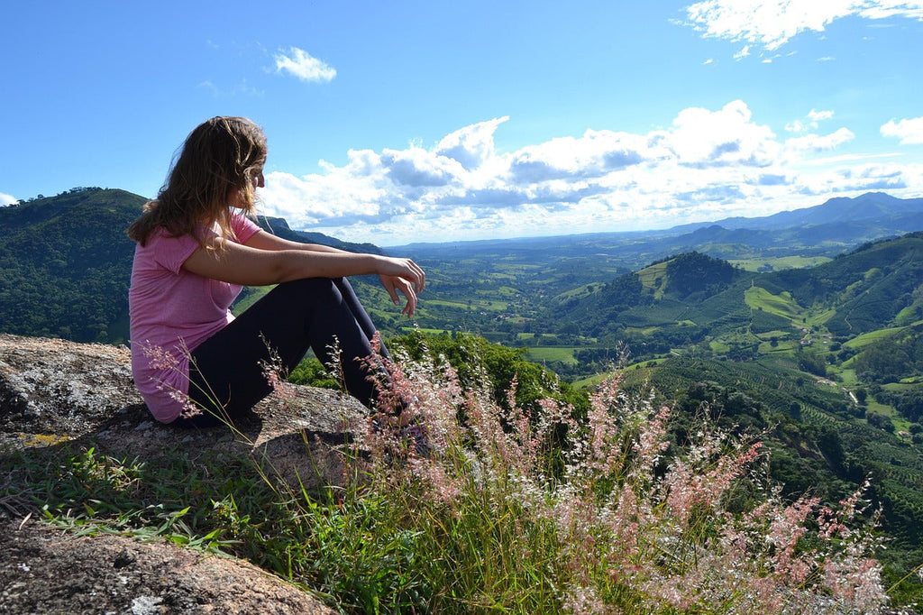 🌀NEW Energy Medicine Series: Importance of Staying Grounded, Simple Grounding Rituals & Essential Oil to Use